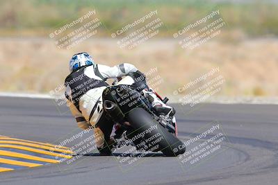 media/Oct-09-2022-SoCal Trackdays (Sun) [[95640aeeb6]]/Turn 14 Backside (1125am)/